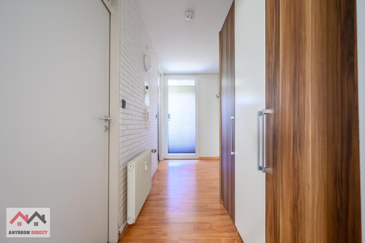 Anyroomdirect Private Apartments Near Hannover Exhibition Room Agency Eksteriør billede